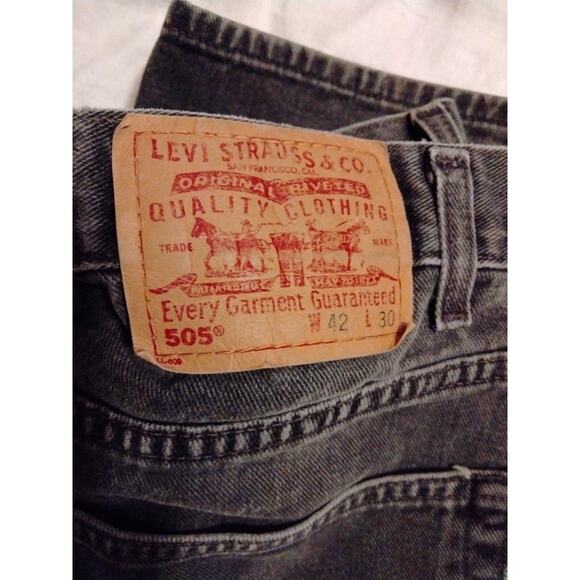 Levi's Men's 505 Relaxed Fit Straight Leg Denim Jeans Black Wash Red Tab 42x30 - Picture 9 of 9